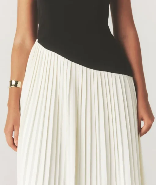 Contrast Bandeau Pleated Maxi Dress - Mono